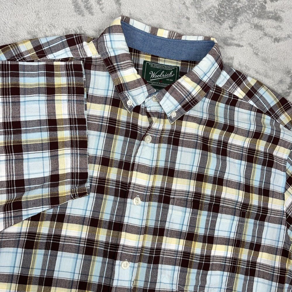 Woolrich Shirt Mens XL Blue Brown White Plaid Short Sleeve Button Up Vintage Y2K